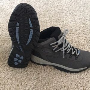 Columbia hiking boots